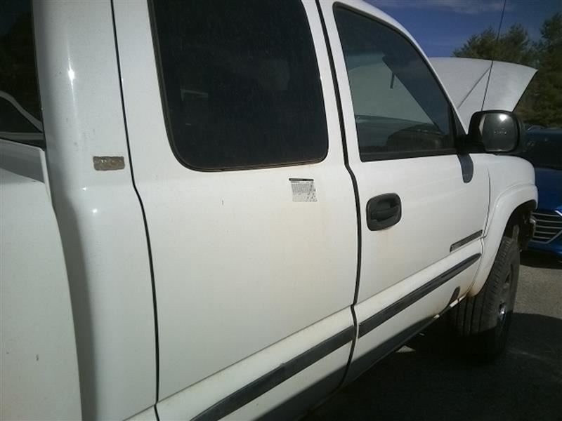 https://f005.backblazeb2.com/file/img-partshotlines-com/Inventory/EX831/Vehicle/12504_09.jpg