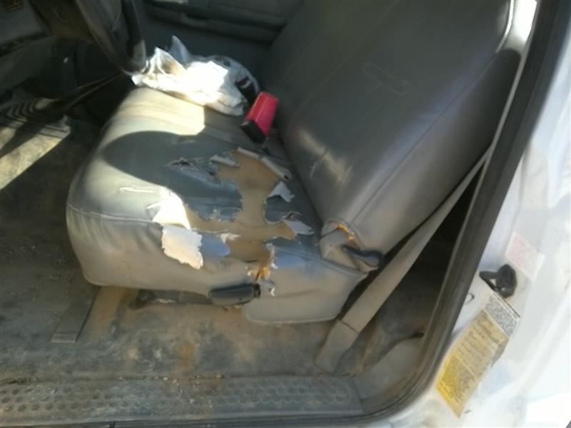 https://f005.backblazeb2.com/file/img-partshotlines-com/Inventory/EX831/Vehicle/12600_05.jpg
