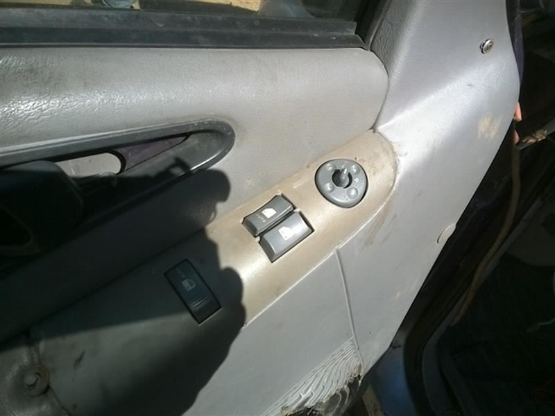 https://f005.backblazeb2.com/file/img-partshotlines-com/Inventory/EX831/Vehicle/12648_05.jpg