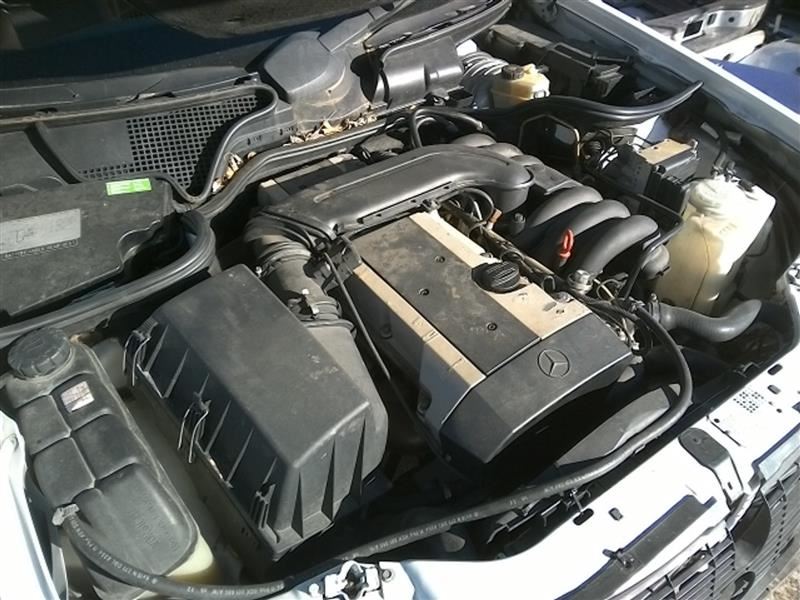 https://f005.backblazeb2.com/file/img-partshotlines-com/Inventory/EX831/Vehicle/12818_07.jpg
