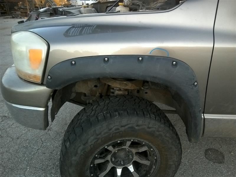 https://f005.backblazeb2.com/file/img-partshotlines-com/Inventory/EX831/Vehicle/12876_11.jpg