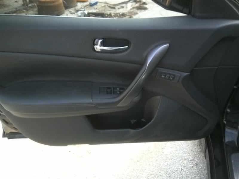 https://f005.backblazeb2.com/file/img-partshotlines-com/Inventory/EX831/Vehicle/12905_12.jpg