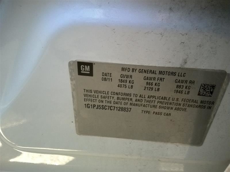 https://f005.backblazeb2.com/file/img-partshotlines-com/Inventory/EX831/Vehicle/13152_01.jpg
