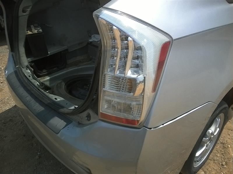 https://f005.backblazeb2.com/file/img-partshotlines-com/Inventory/EX831/Vehicle/13217_08.jpg