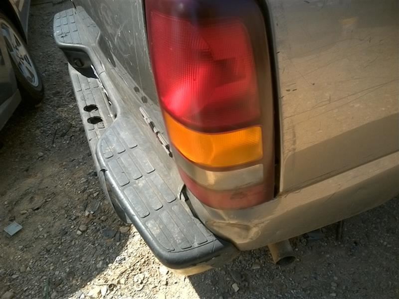 https://f005.backblazeb2.com/file/img-partshotlines-com/Inventory/EX831/Vehicle/13228_07.jpg