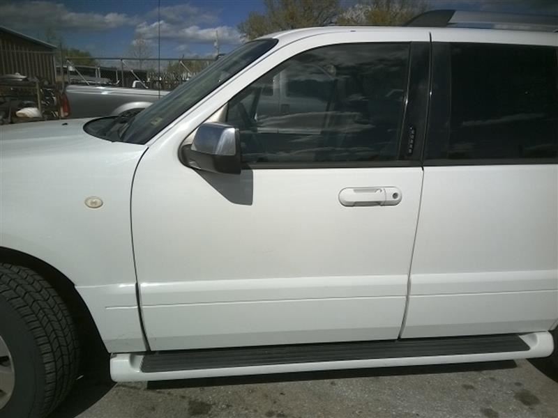 https://f005.backblazeb2.com/file/img-partshotlines-com/Inventory/EX831/Vehicle/13262_06.jpg