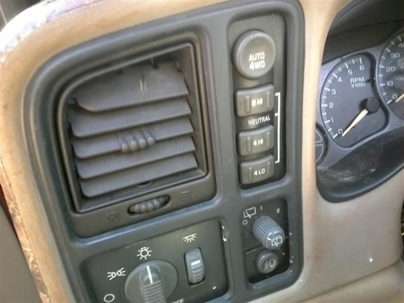 https://f005.backblazeb2.com/file/img-partshotlines-com/Inventory/EX831/Vehicle/13615_03.jpg