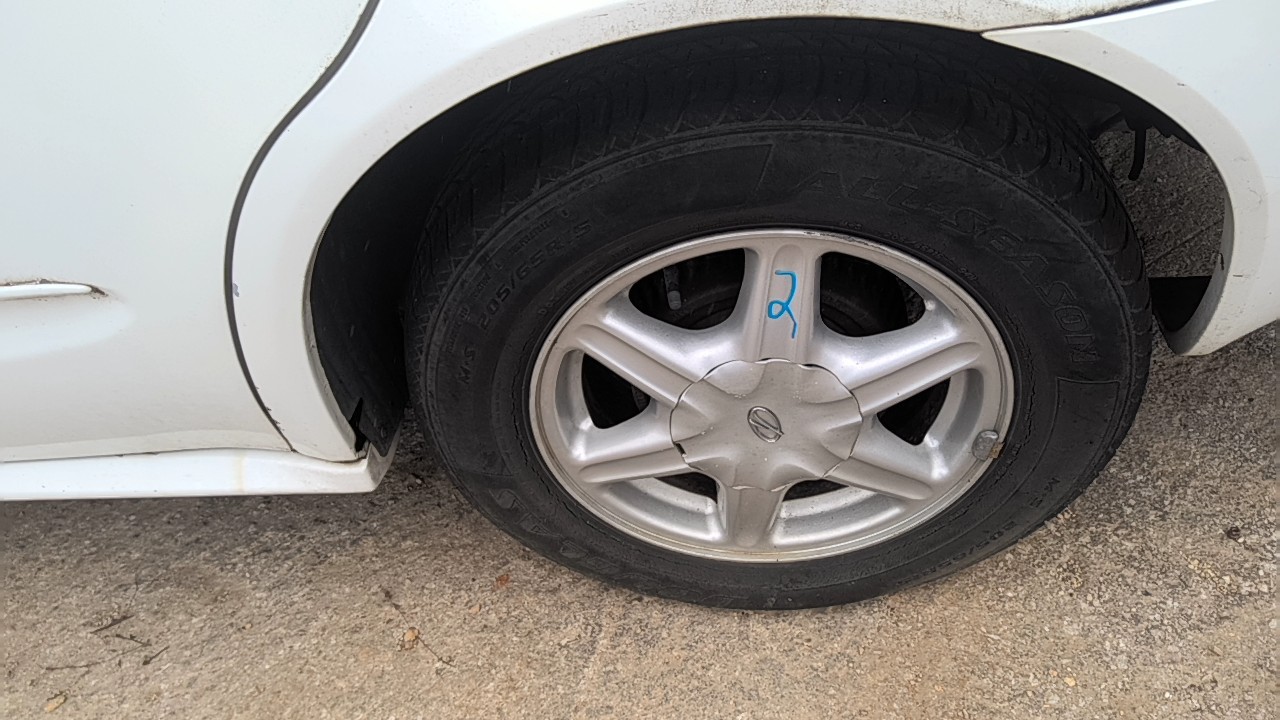 https://f005.backblazeb2.com/file/img-partshotlines-com/Inventory/EX831/Vehicle/13676_09.jpg