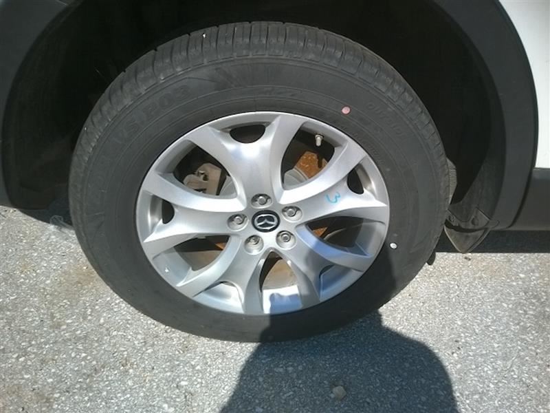 https://f005.backblazeb2.com/file/img-partshotlines-com/Inventory/EX831/Vehicle/13687_08.jpg