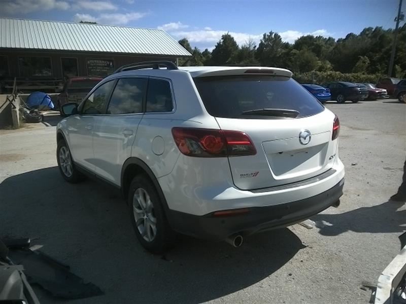 https://f005.backblazeb2.com/file/img-partshotlines-com/Inventory/EX831/Vehicle/13687_11.jpg