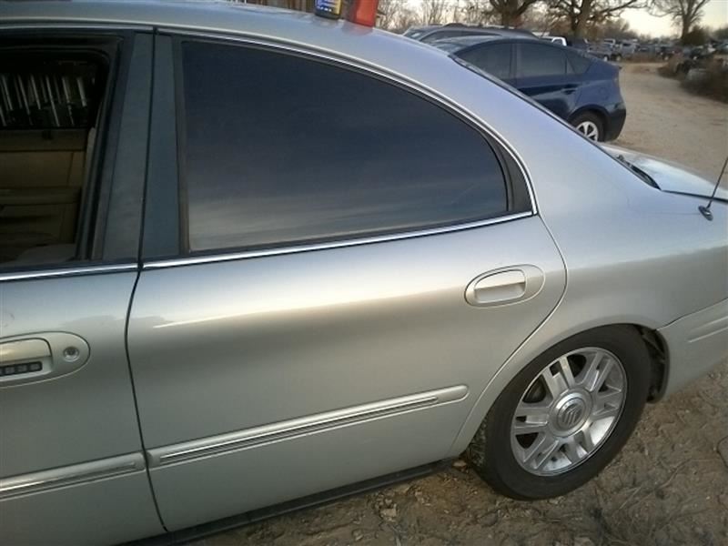 https://f005.backblazeb2.com/file/img-partshotlines-com/Inventory/EX831/Vehicle/13695_11.jpg