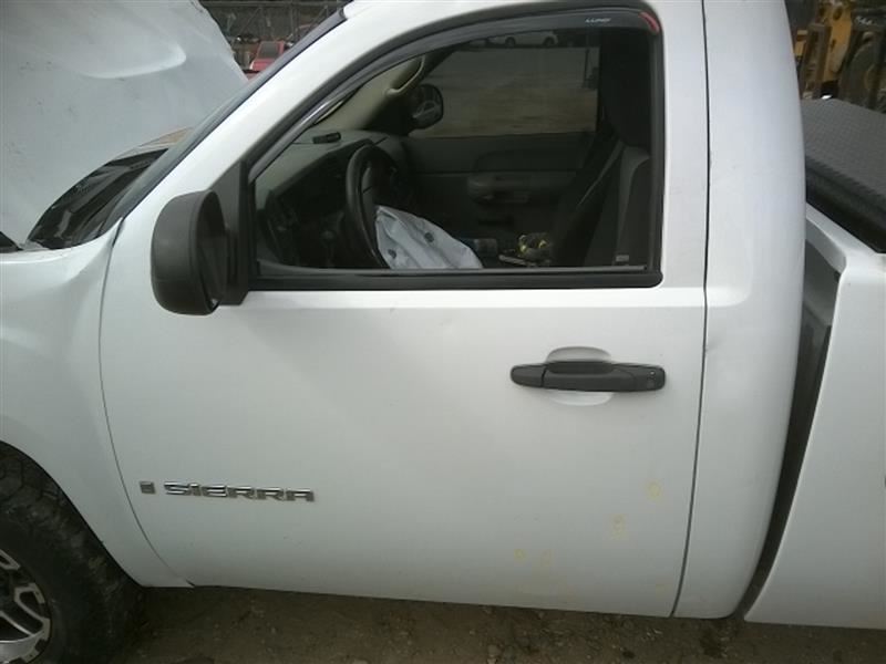 https://f005.backblazeb2.com/file/img-partshotlines-com/Inventory/EX831/Vehicle/13873_08.jpg
