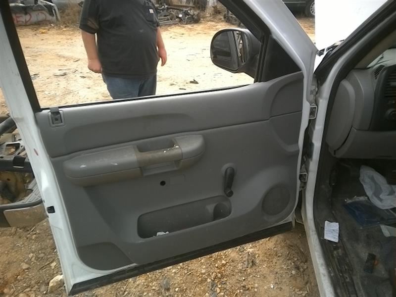 https://f005.backblazeb2.com/file/img-partshotlines-com/Inventory/EX831/Vehicle/13873_09.jpg