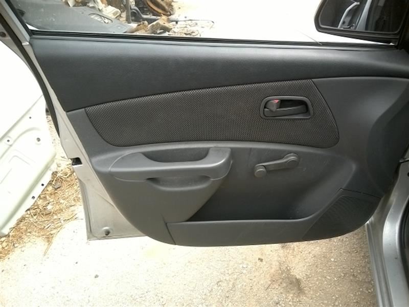 https://f005.backblazeb2.com/file/img-partshotlines-com/Inventory/EX831/Vehicle/13928_09.jpg