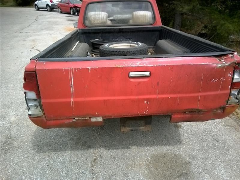 https://f005.backblazeb2.com/file/img-partshotlines-com/Inventory/EX831/Vehicle/13976_08.jpg
