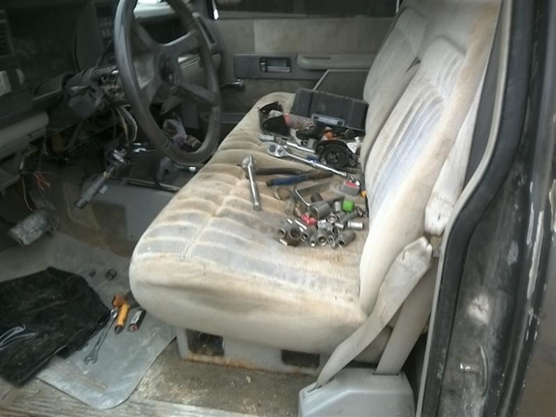 https://f005.backblazeb2.com/file/img-partshotlines-com/Inventory/EX831/Vehicle/13979_09.jpg