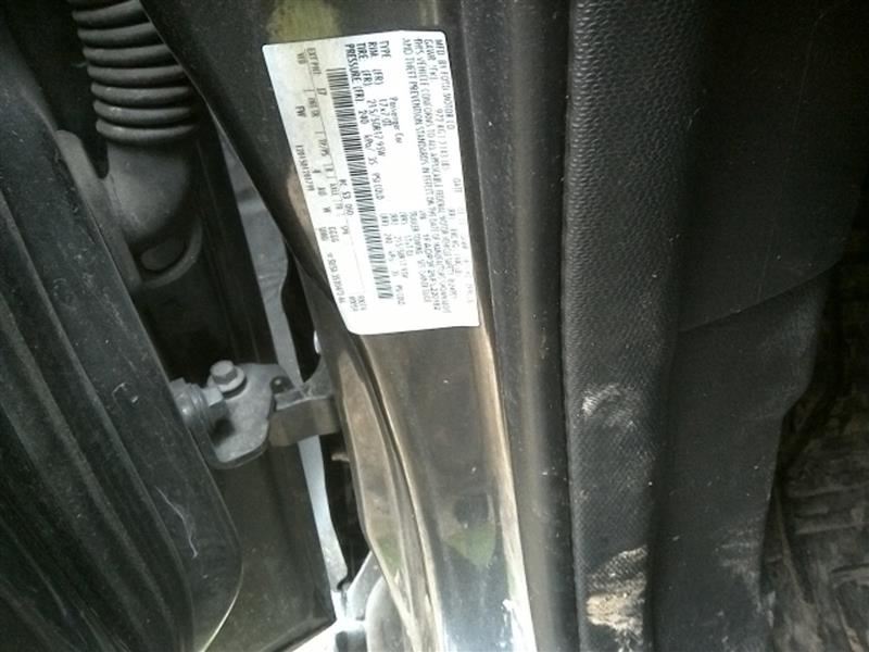 https://f005.backblazeb2.com/file/img-partshotlines-com/Inventory/EX831/Vehicle/13981_01.jpg