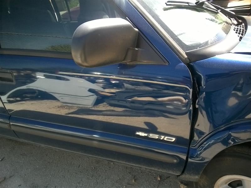 https://f005.backblazeb2.com/file/img-partshotlines-com/Inventory/EX831/Vehicle/14033_06.jpg
