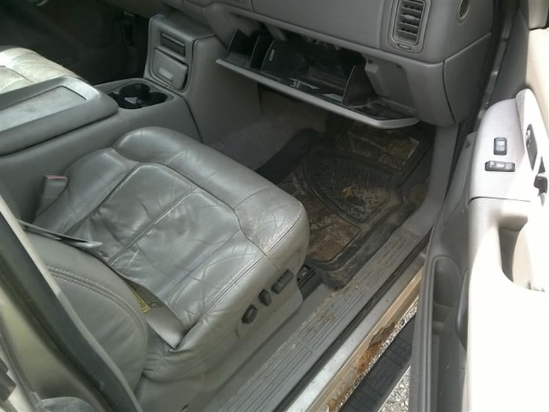 https://f005.backblazeb2.com/file/img-partshotlines-com/Inventory/EX831/Vehicle/14088_08.jpg