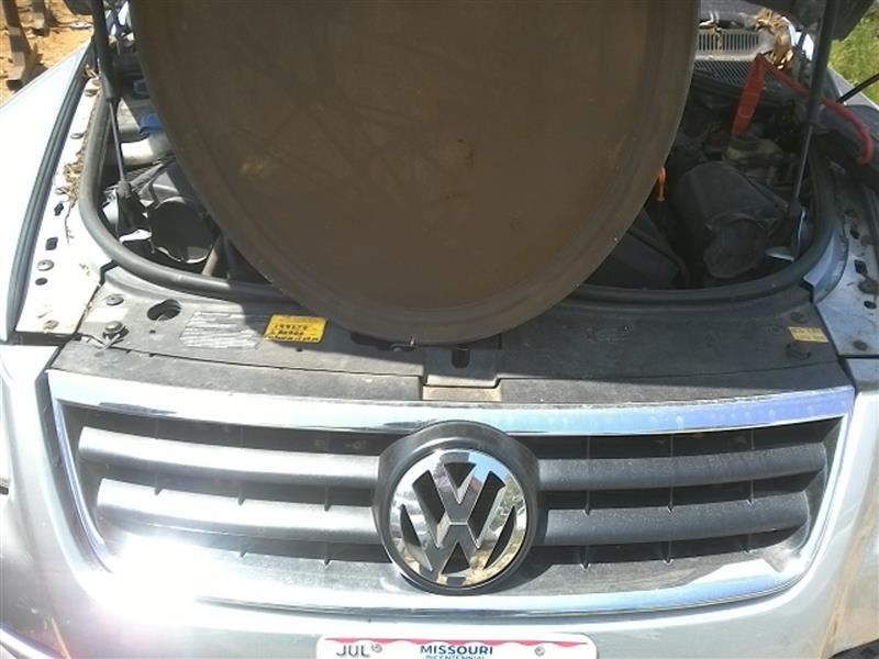 https://f005.backblazeb2.com/file/img-partshotlines-com/Inventory/EX831/Vehicle/14182_11.jpg