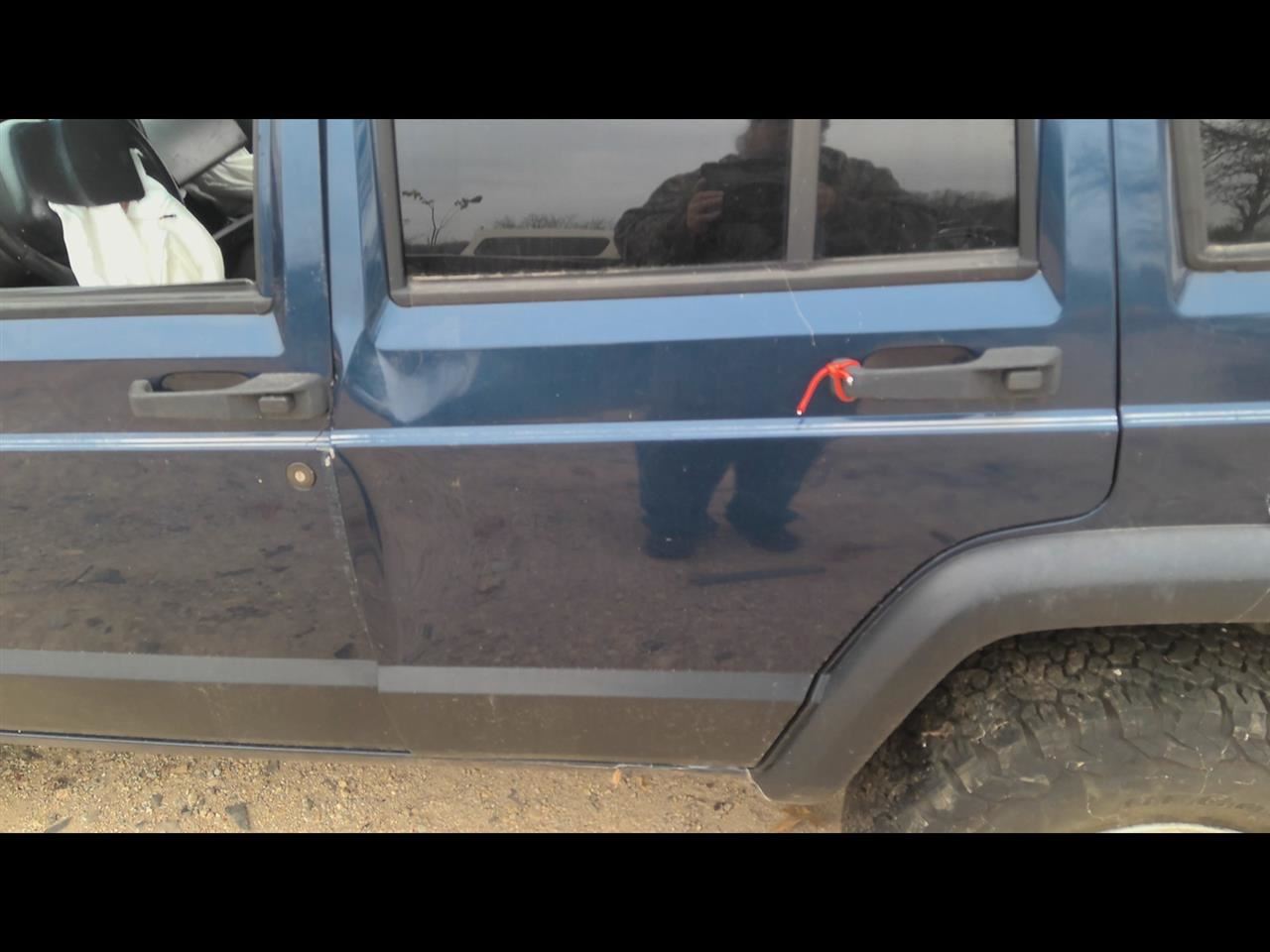 https://f005.backblazeb2.com/file/img-partshotlines-com/Inventory/EX831/Vehicle/14380_09.jpg