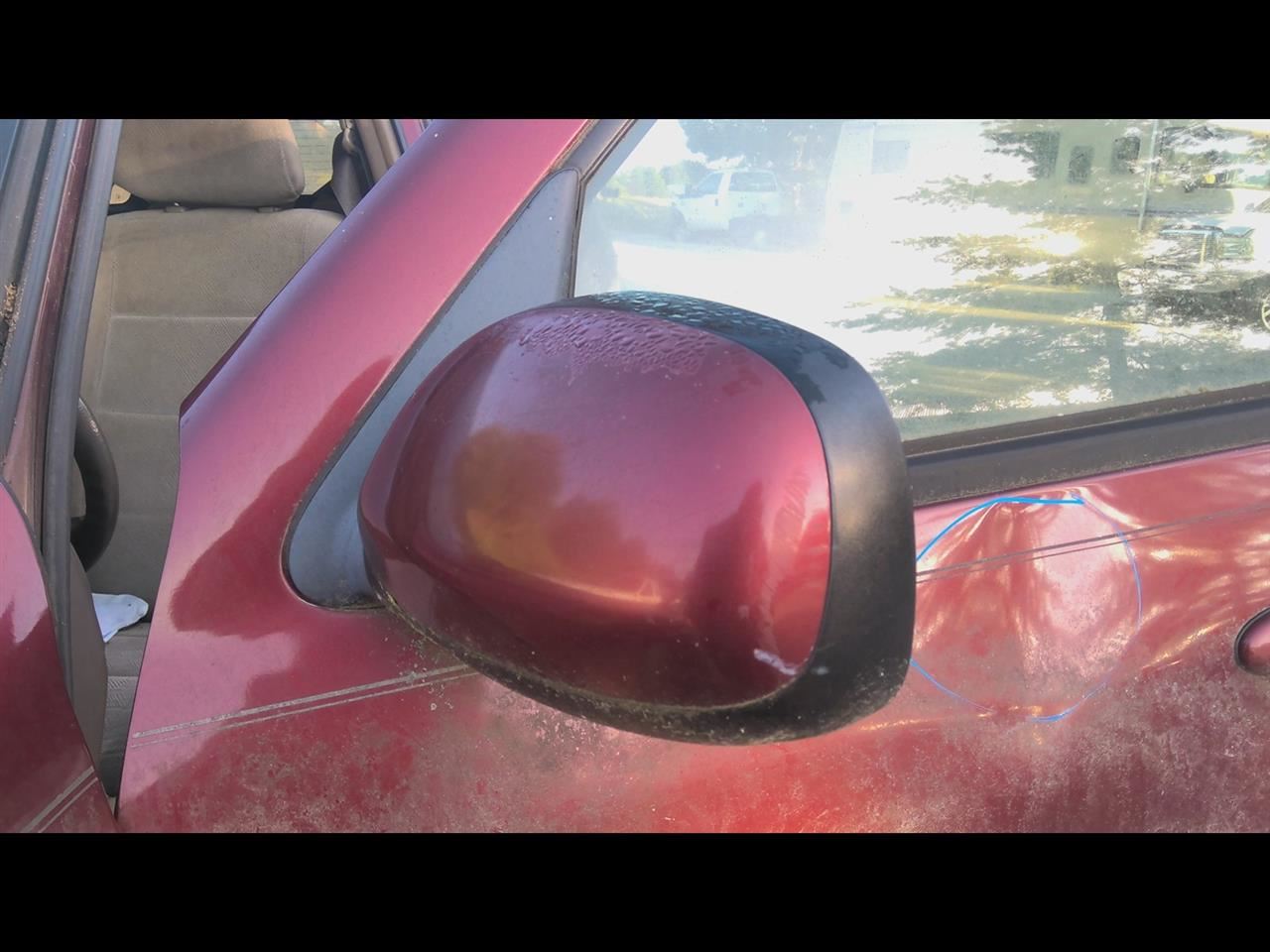 https://f005.backblazeb2.com/file/img-partshotlines-com/Inventory/EX831/Vehicle/14728_10.jpg