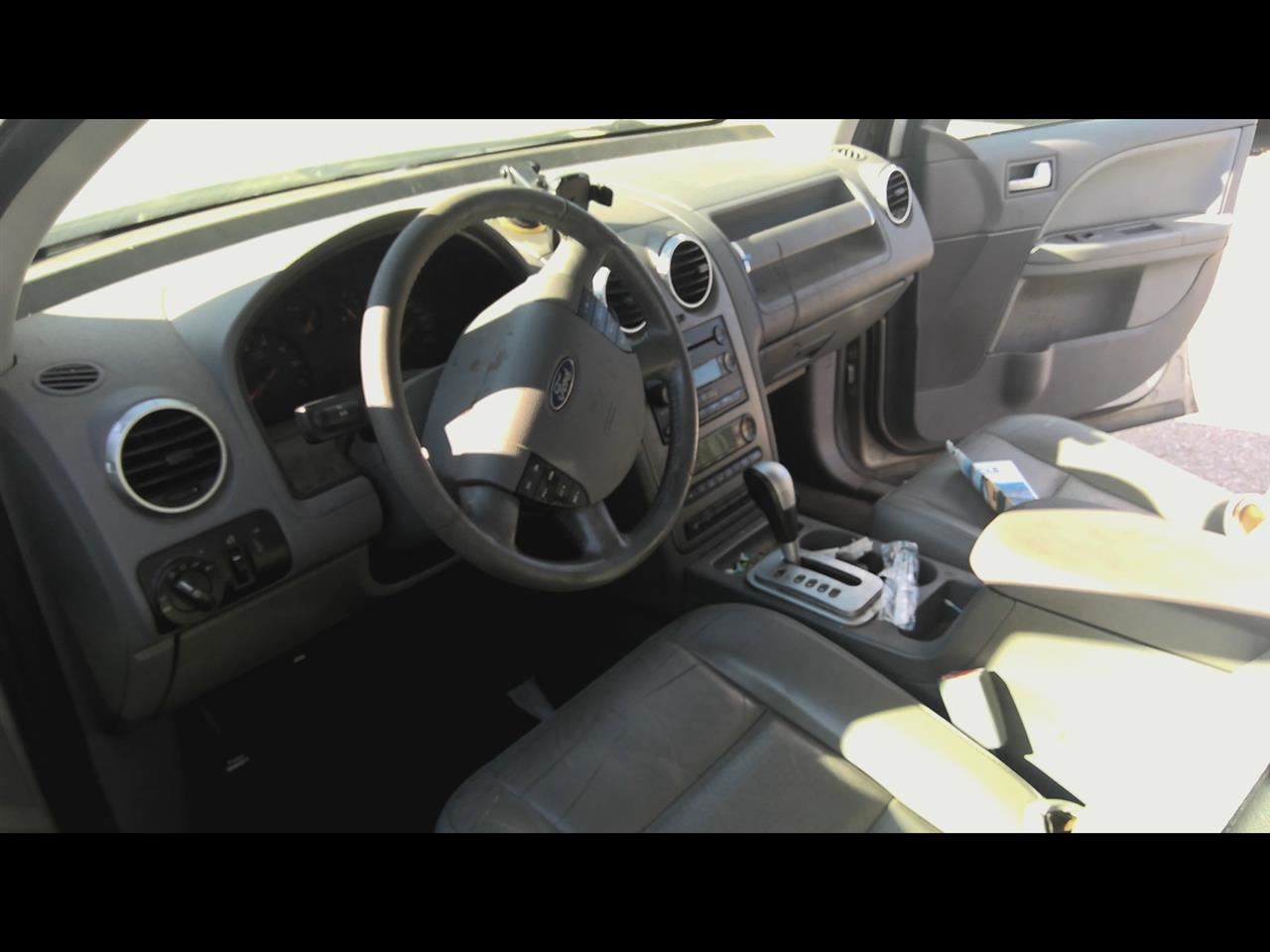 https://f005.backblazeb2.com/file/img-partshotlines-com/Inventory/EX831/Vehicle/14739_02.jpg
