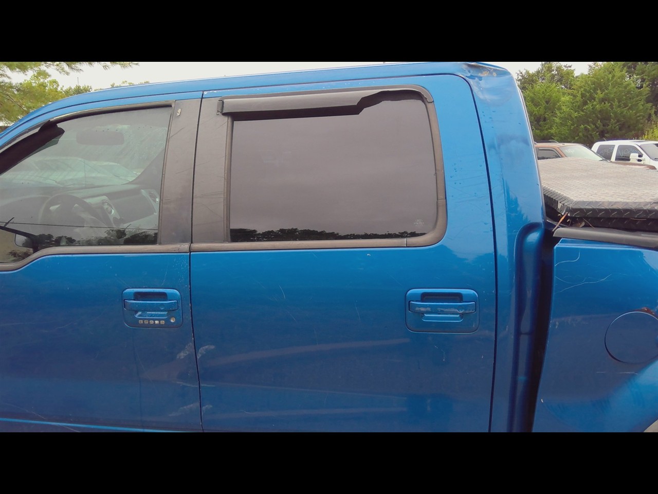 https://f005.backblazeb2.com/file/img-partshotlines-com/Inventory/EX831/Vehicle/14837_12.jpg