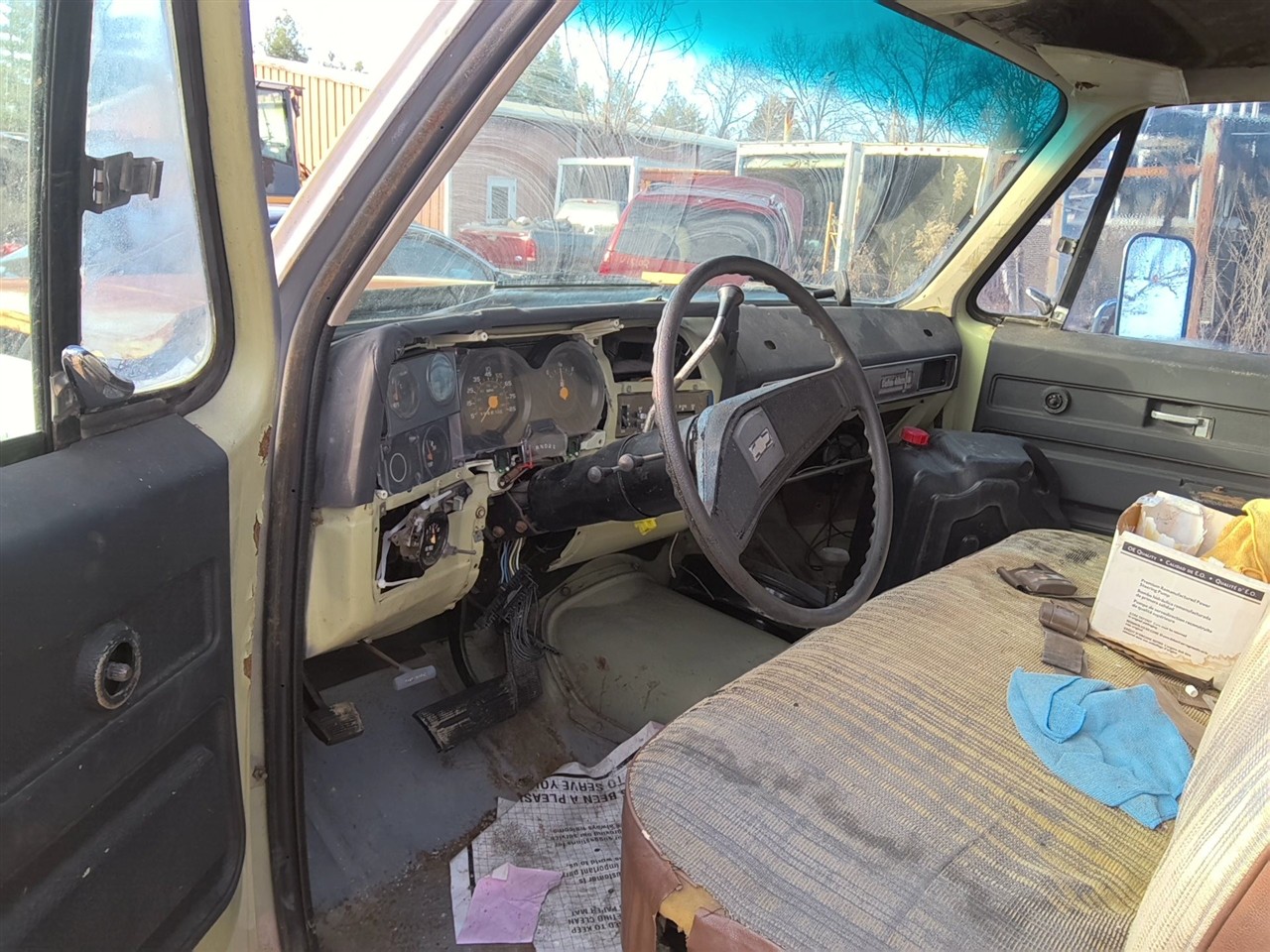 https://f005.backblazeb2.com/file/img-partshotlines-com/Inventory/EX831/Vehicle/14912_08.jpg