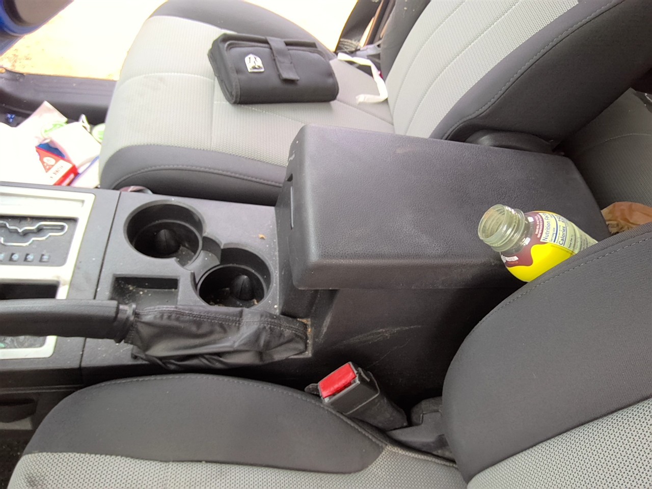 https://f005.backblazeb2.com/file/img-partshotlines-com/Inventory/EX831/Vehicle/14926_06.jpg