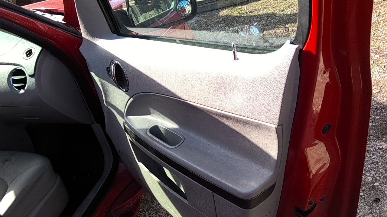 https://f005.backblazeb2.com/file/img-partshotlines-com/Inventory/EX831/Vehicle/14961_11.jpg