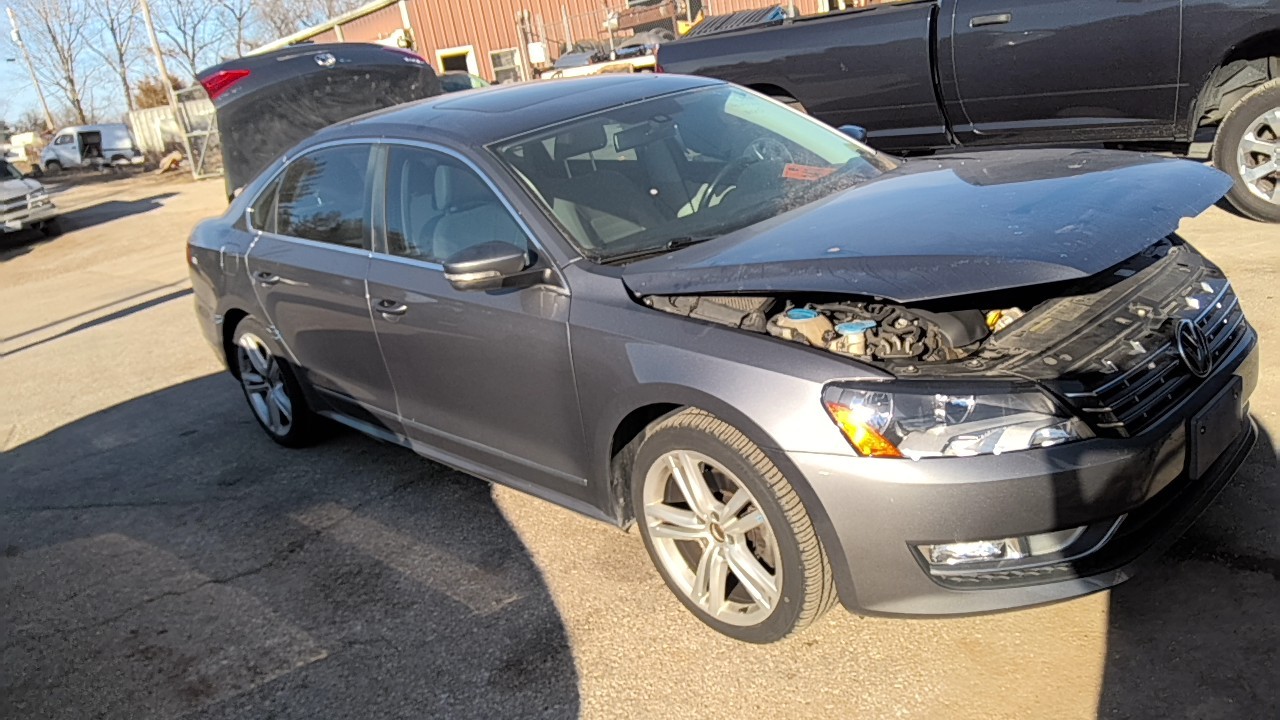 https://f005.backblazeb2.com/file/img-partshotlines-com/Inventory/EX831/Vehicle/14990_11.jpg