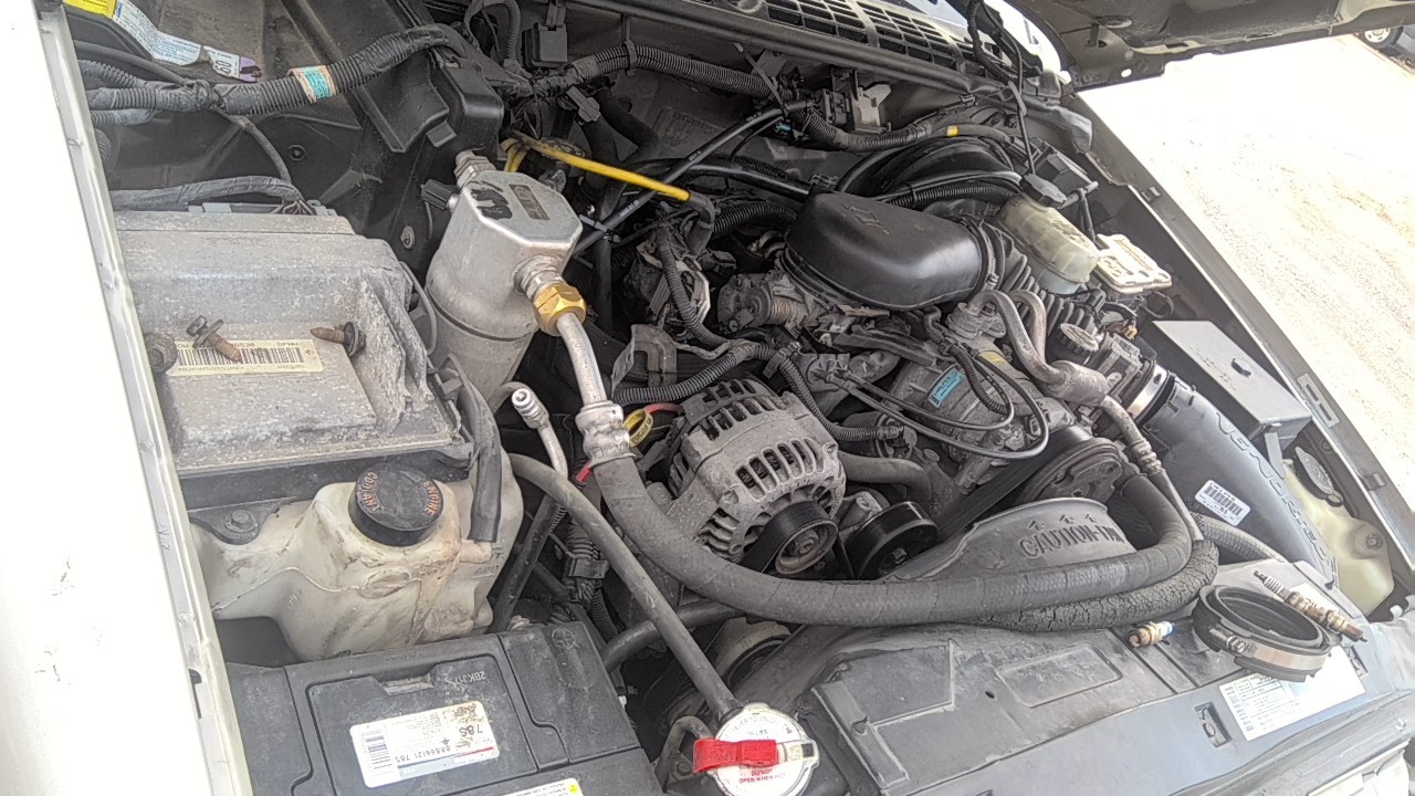 https://f005.backblazeb2.com/file/img-partshotlines-com/Inventory/EX831/Vehicle/15050_02.jpg