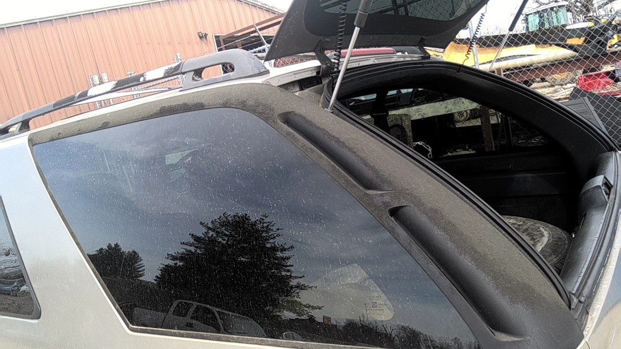 https://f005.backblazeb2.com/file/img-partshotlines-com/Inventory/EX831/Vehicle/15050_09.jpg