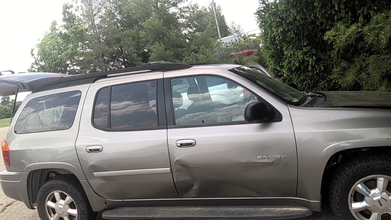 https://f005.backblazeb2.com/file/img-partshotlines-com/Inventory/EX831/Vehicle/15085_11.jpg