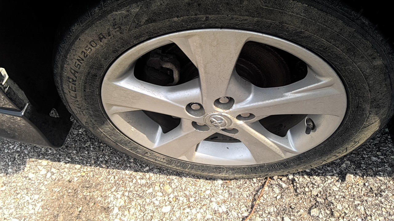 https://f005.backblazeb2.com/file/img-partshotlines-com/Inventory/EX831/Vehicle/15229_26.jpg