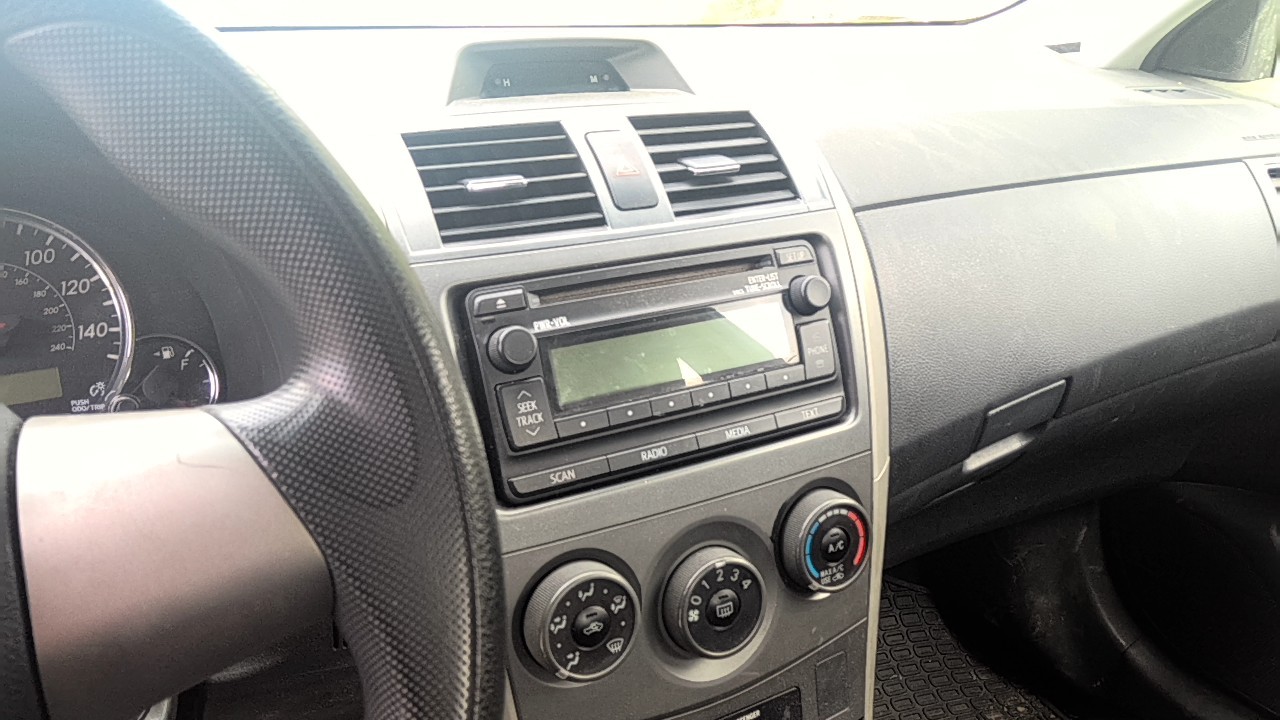 https://f005.backblazeb2.com/file/img-partshotlines-com/Inventory/EX831/Vehicle/15229_31.jpg