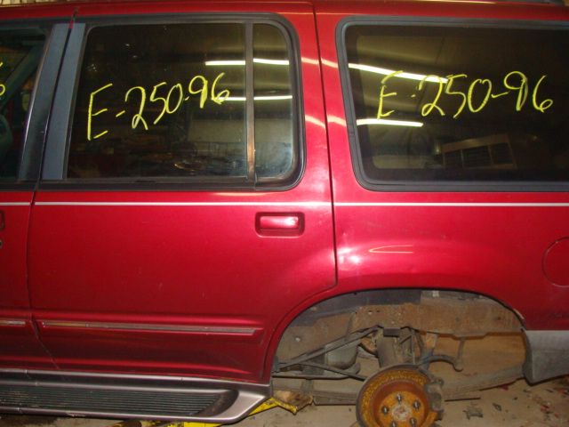 https://f005.backblazeb2.com/file/img-partshotlines-com/Inventory/EX831/Vehicle/3269_05.jpg