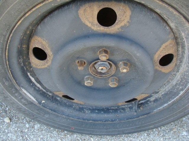 https://f005.backblazeb2.com/file/img-partshotlines-com/Inventory/EX831/Vehicle/4698_08.jpg