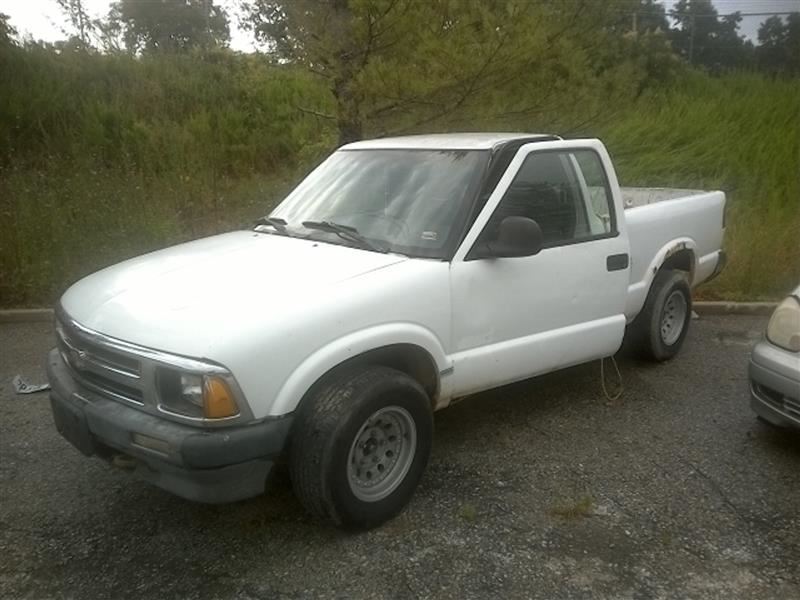 https://f005.backblazeb2.com/file/img-partshotlines-com/Inventory/EX831/Vehicle/9622_03.jpg