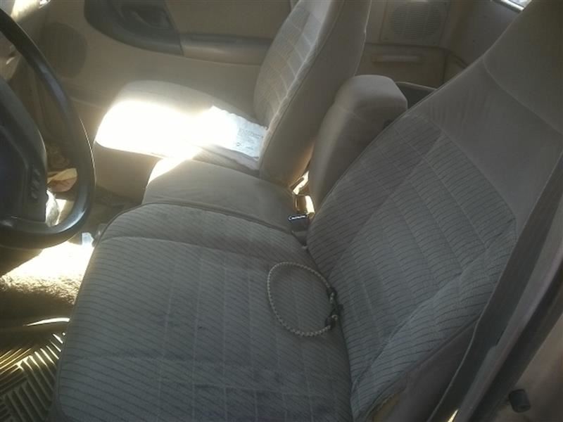 https://f005.backblazeb2.com/file/img-partshotlines-com/Inventory/EX831/Vehicle/9679_12.jpg