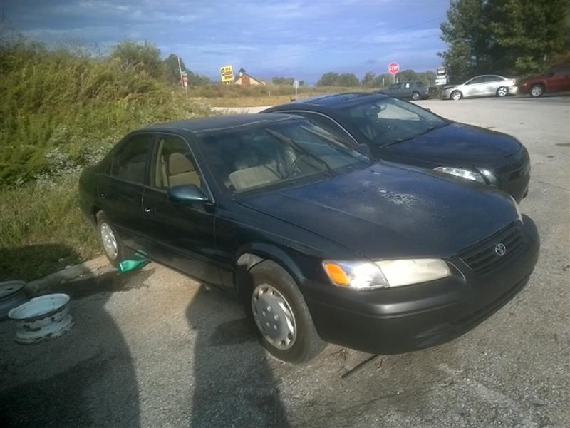 https://f005.backblazeb2.com/file/img-partshotlines-com/Inventory/EX831/Vehicle/9817_05.jpg