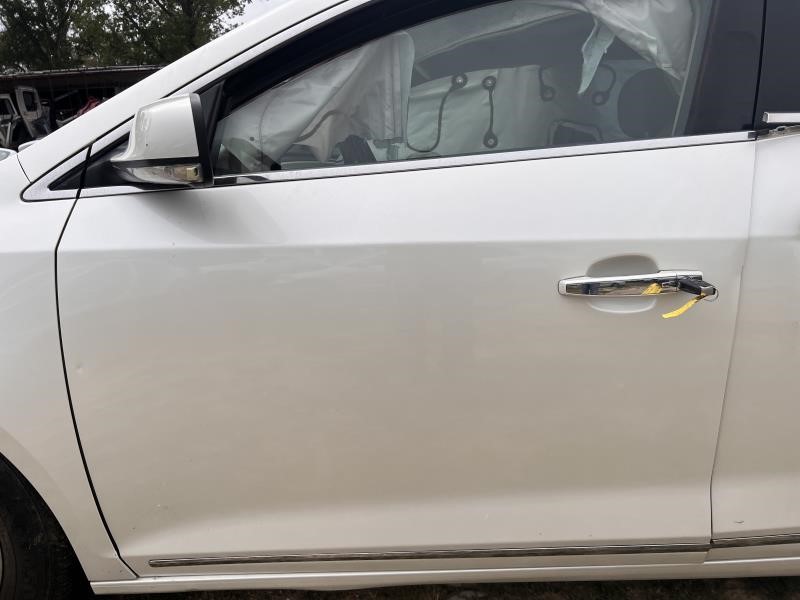 https://f005.backblazeb2.com/file/img-partshotlines-com/Inventory/EX842/Vehicle/7083_09.jpg