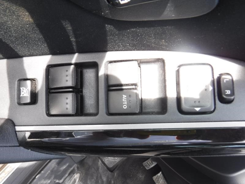 https://f005.backblazeb2.com/file/img-partshotlines-com/Inventory/EX863/Vehicle/12594_11.jpg