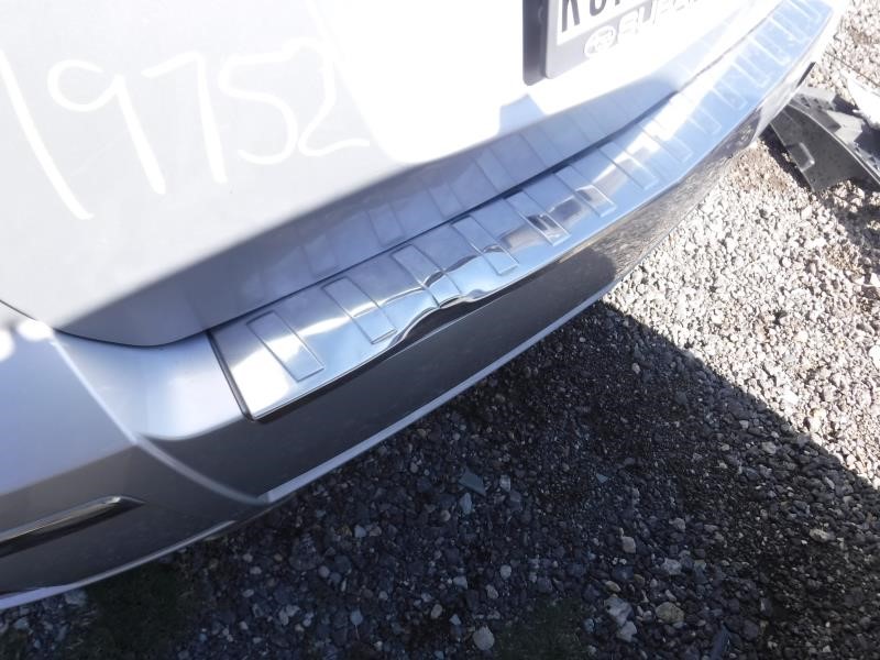 https://f005.backblazeb2.com/file/img-partshotlines-com/Inventory/EX863/Vehicle/12820_05.jpg