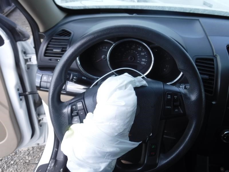 https://f005.backblazeb2.com/file/img-partshotlines-com/Inventory/EX863/Vehicle/13484_12.jpg