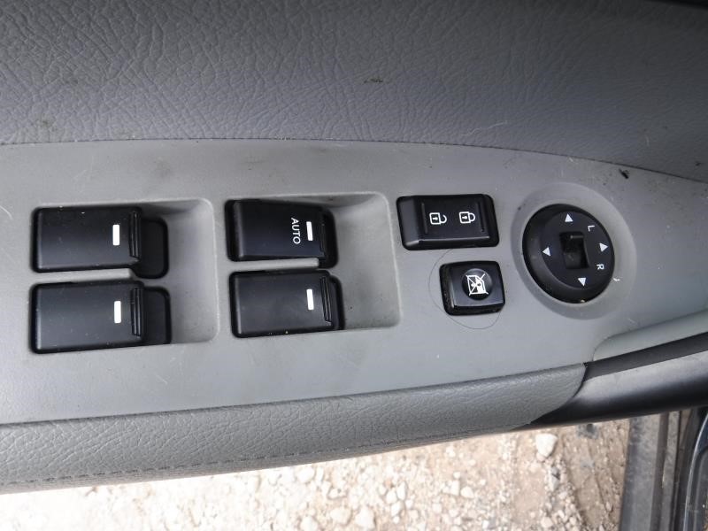 https://f005.backblazeb2.com/file/img-partshotlines-com/Inventory/EX863/Vehicle/13596_10.jpg