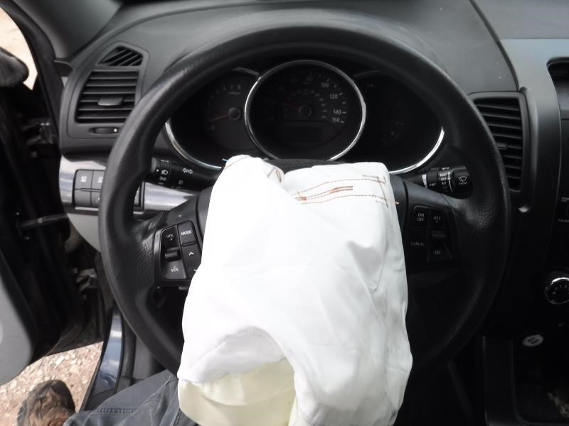 https://f005.backblazeb2.com/file/img-partshotlines-com/Inventory/EX863/Vehicle/13596_12.jpg