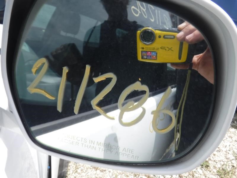 https://f005.backblazeb2.com/file/img-partshotlines-com/Inventory/EX863/Vehicle/14811_09.jpg