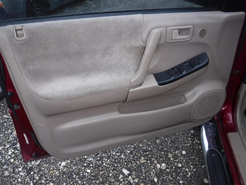 https://f005.backblazeb2.com/file/img-partshotlines-com/Inventory/EX863/Vehicle/17262_09.jpg